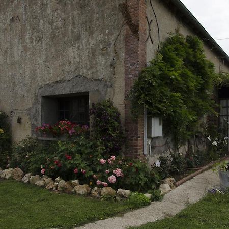 Chambre D'Hotes Face A Briare Luaran gambar
