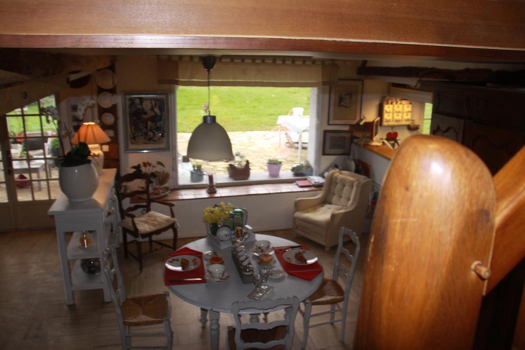 Chambre D'Hotes Face A Briare Luaran gambar